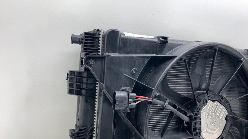 68217321 ⭕ 2017-2024 Chrysler Pacifica Radiator Electric Cooling Fan Shroud Blade & Motor