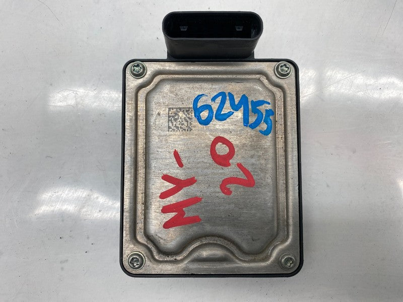 ⭕2020-2024 Tesla Model Y Seven Pin Perpendicular Radar Sensor 7-Pin 11