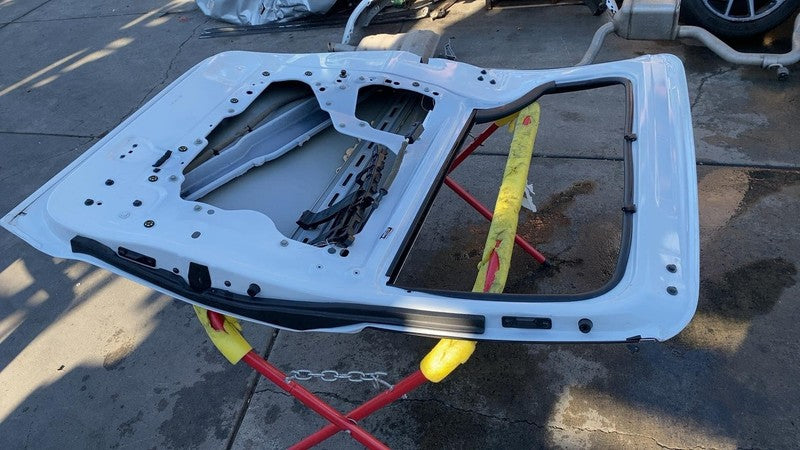 ⭕ 2017-2024 Chrysler Pacifica Rear Driver Sliding Door Shell Panel Left LH White