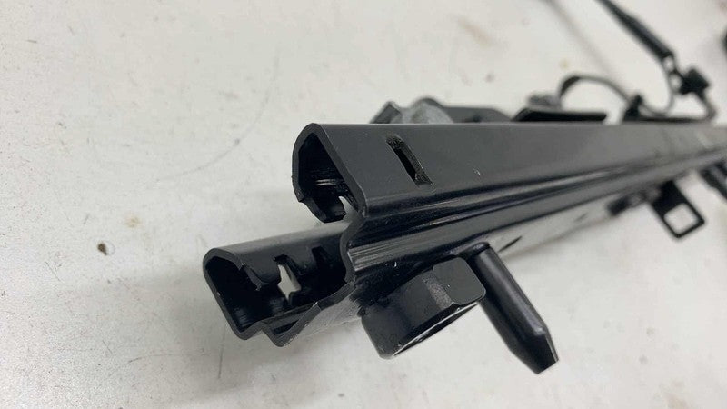 ⭕ 2017-2023 Model 3 Front Right Seat Rail Track Left Side Section 1101