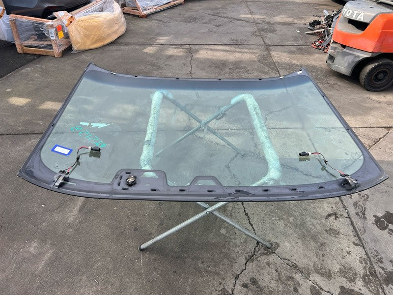 ⭕2022 Rivian EDV-700 Amazon Truck Front Windshield Windscreen Glass PT