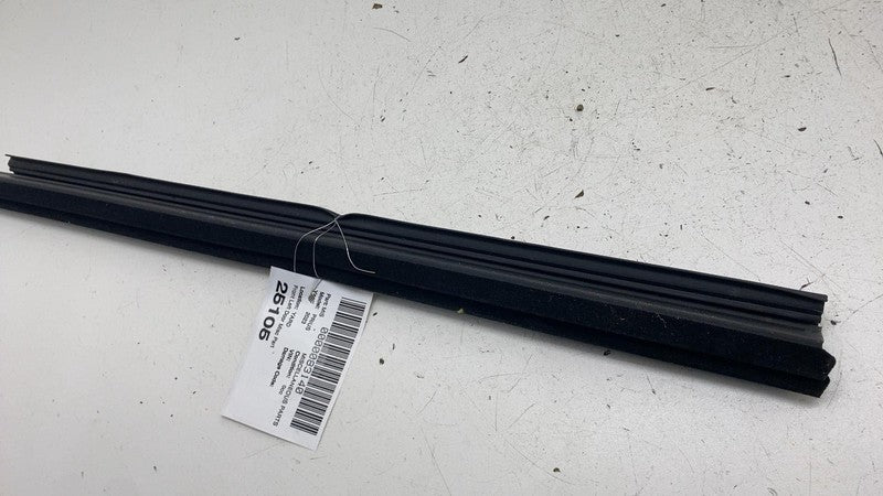 ⭕ 2023-2024 Toyota Prius Front Driver Weatherstrip Door Seal Belt Molding Left