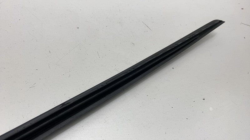 9Y3 854 327 ⭕ 2020-2024 Porsche Cayenne Front Left Windshield Molding Strip Trim 9Y3854327