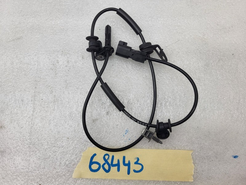 104476100E 17-22 Model 3 Front Left or Right Anti-Lock ABS Wheel Speed Sensor 1044761-00-E