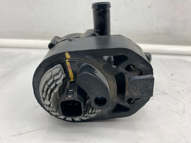 2012-2015 Tesla Model S MS Motor Inverter Battery Coolant Auxiliary Water Pump