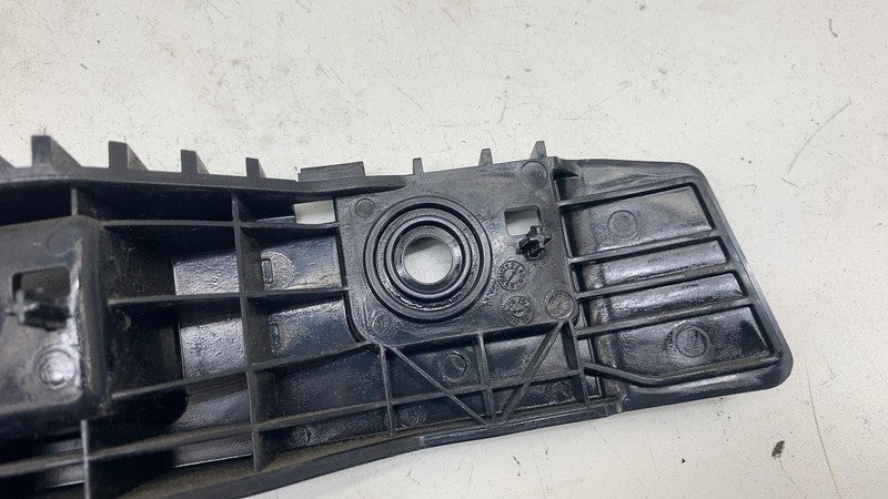 ⭕ 17-23 Tesla Model 3 Rear Left Taillight Tail Lamp Mount Bracket 1083