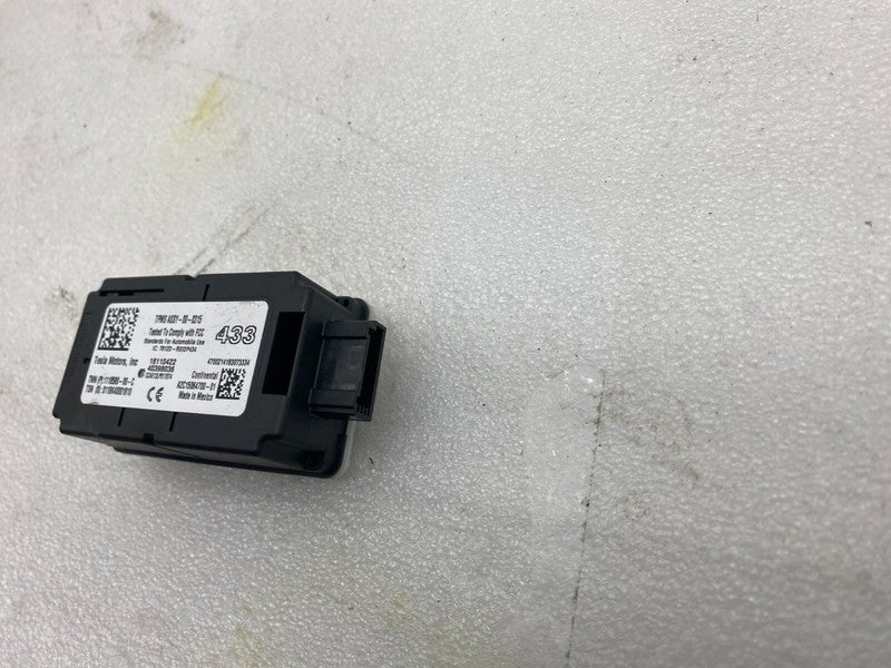 1118580-00-C ⭕17-23 Model 3 Tire Pressure Monitoring Module Sensor TPMS Receiver 1118580-00-C