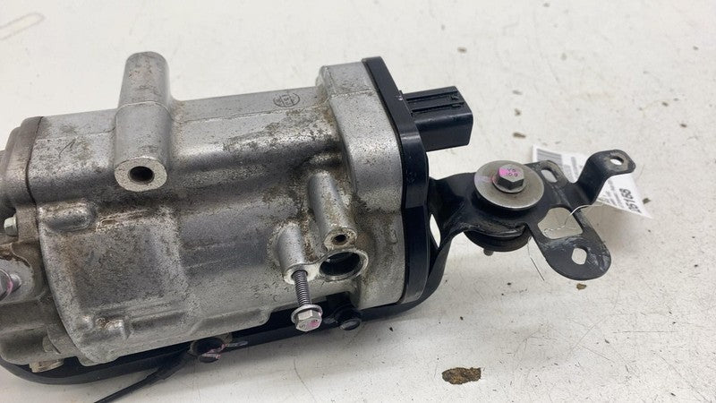 ⭕ 2022 Rivian EDV-700 Air Conditioning A/C Compressor Pump w/ Bracket 