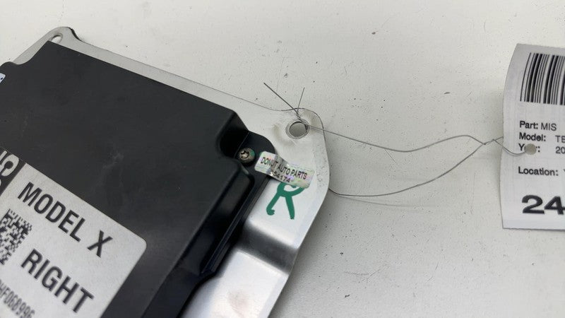 ⭕ 2016-2020 Tesla Model X Front Side Door Control Module Right RH 1050