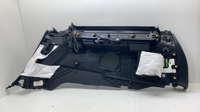 ⭕ 20-23 Lincoln Navigator Rear Driver Side Quarter Panel Lower Trim Co