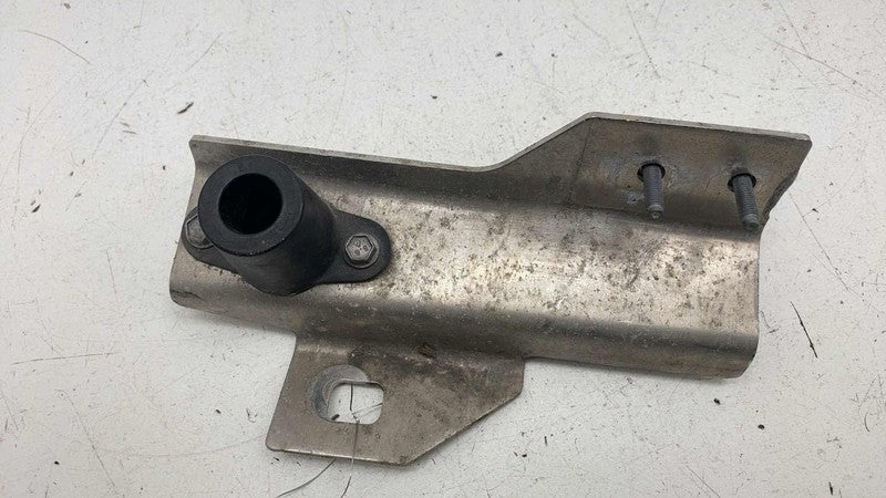 ⭕ 2016-2020 Tesla Model X Front Right Bumper Ankle Catcher Mount Suppo