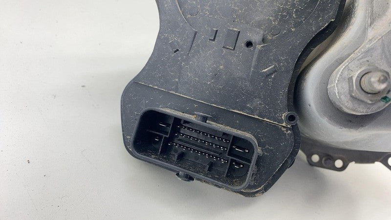 118867100A 2020-2024 Tesla Model Y iBooster Power Brake Booster Master Cylinder Reservoir
