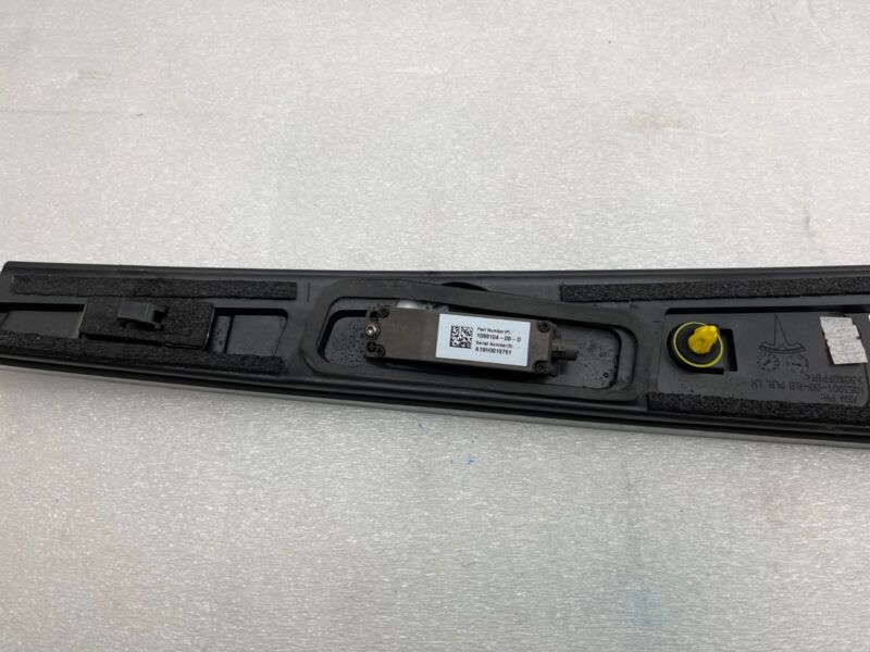 1092311 98 F ⭕ 16-20 Model X Driver Side B-Pillar Applique Glass w/ Camera Left 1092311-98-F