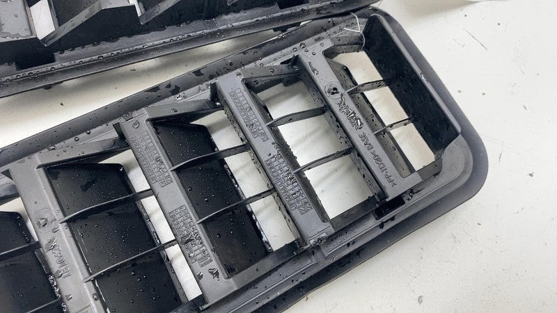 18106265 ⭕ 19-25 Chevrolet Silverado 1500 Rear Left & Right Quarter Vent Grille 18106265