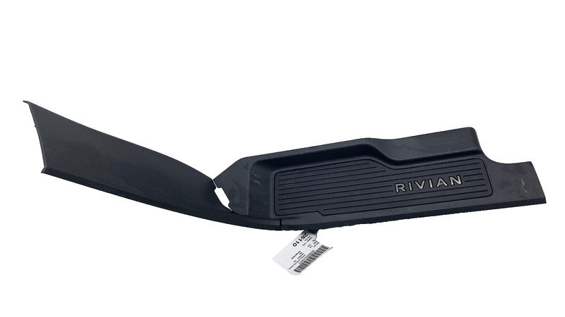 C100219779C ⭕ 25 Rivian R1S Rear Right Scuff Plate Panel w/ C-Pillar Cover Trim C100219779-C