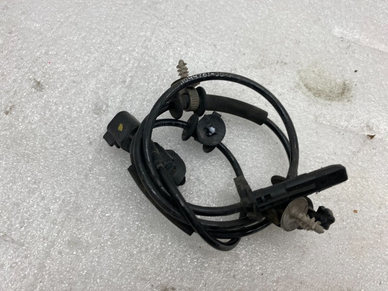 1044761 00 E ⭕ 17-23 Tesla Model 3 M3 Front Left or Right Wheel ABS Speed Sensor 1044761-00-E