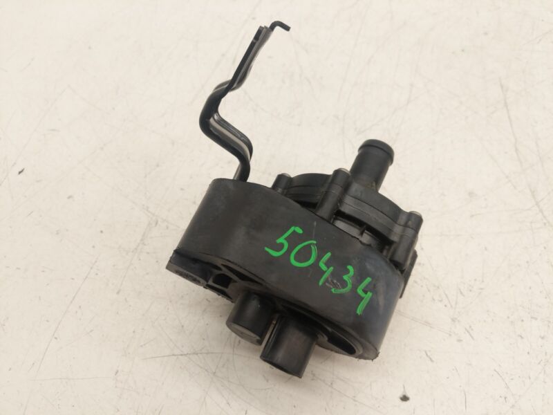 2016-2020 Tesla Model S MS Auxiliary Coolant Cooling Water Pump 1057235-00-F OEM