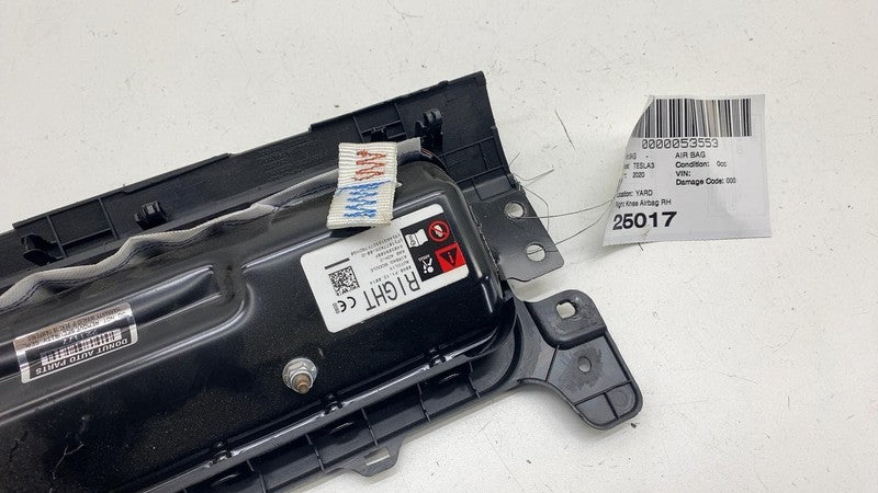 107782600D ⭕ 2017-2023 Tesla Model 3 Y Right Lower Knee Safety Airbag Module 1077826-00-D