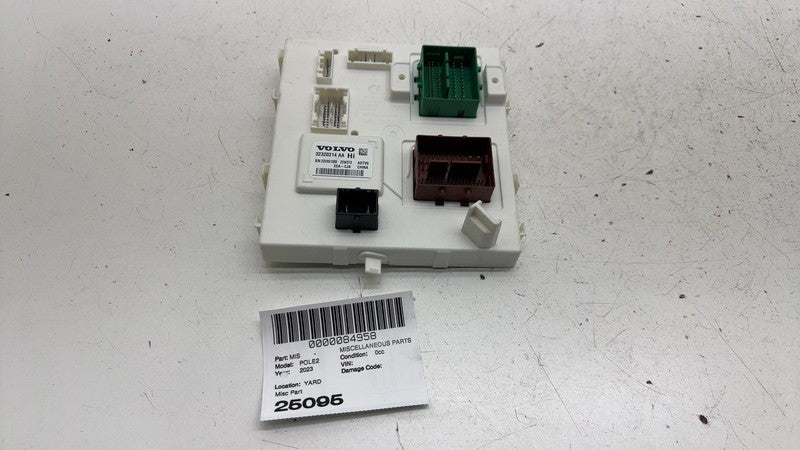 32320214 ⭕ 2021-2023 Polestar Polestar 2 Body Computer Control Module BMC Unit 32320214