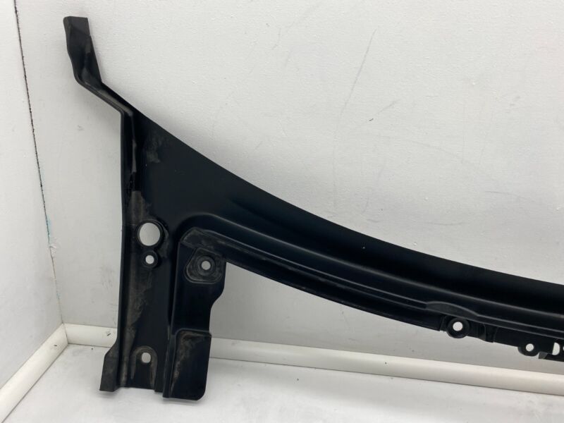 1060509-00-C ⭕2016-2021 Tesla Model S MS Exterior Underhood Trim Cowl Screen 1060509-00-C OEM