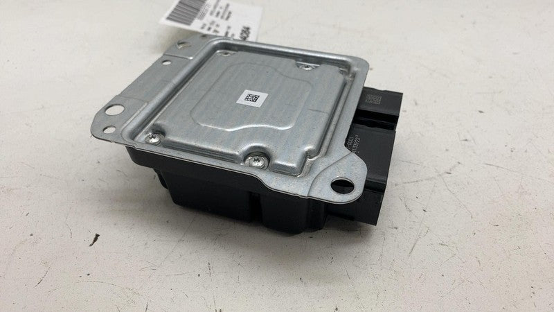 109575700C 17-23 Model 3 Safety Restraint Computer Control Module (Crash Data) 1095757-00-C