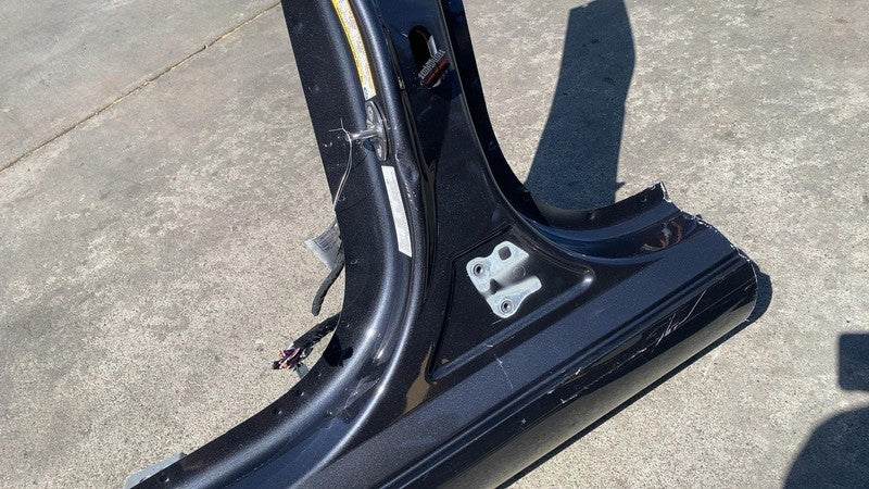 ⭕ 2024-2025 Tesla Model 3 Front Left Lower B-Pillar Dog Leg Structural Cutout LH
