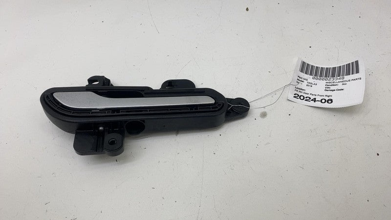1081832 00 H 2017-2020 Tesla Model 3 Front = Rear Right Outside Door Handle Exterior Outer RH