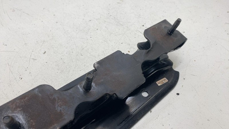 ⭕2012-2018 Jeep Wrangler Automatic Transmission Mount Insulator Bracket Assembly