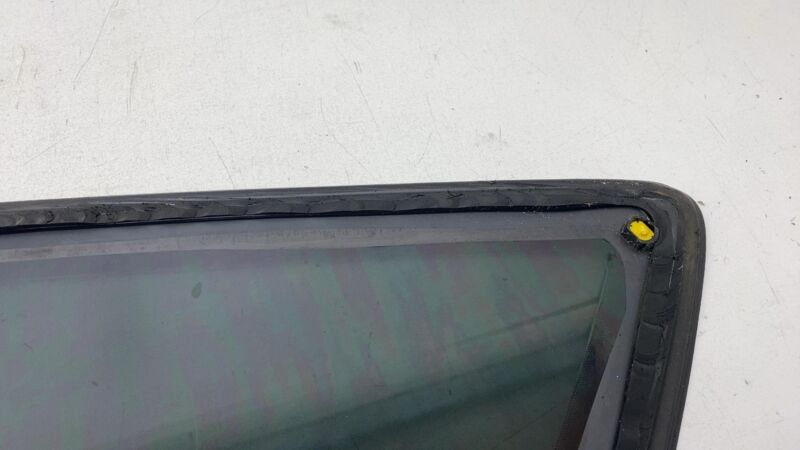DM51R29750AA 2013-2018 Ford C-Max  Passenger Side Corner Quarter Window Glass Right Assembly