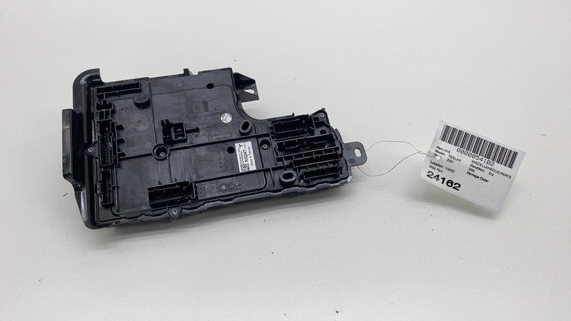 149784800D 2020-2024 Tesla Model Y Right Low Voltage Controller Electronic Control Module