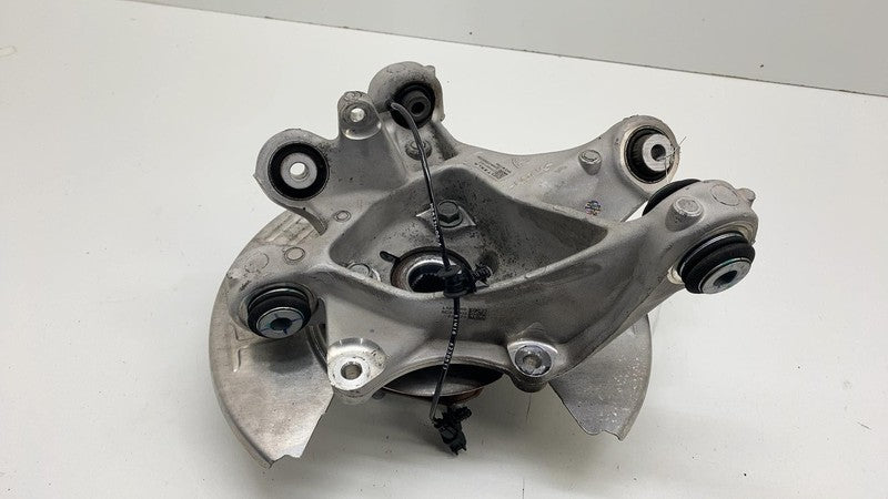 104441100G 2017-2023 Tesla Model 3 Rear Left Suspension Knuckle Spindle w/ Shield & ABS RWD