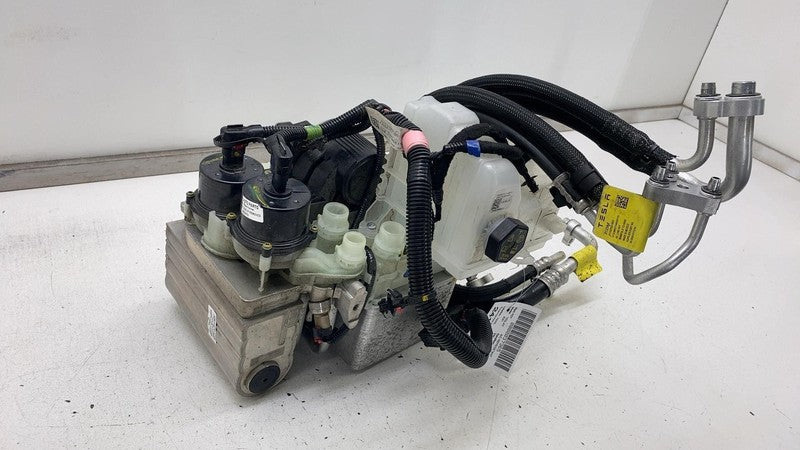 2020-2024 Tesla Model Y Supermanifold Refrigerant Chiller w/ Coolant Reservoir