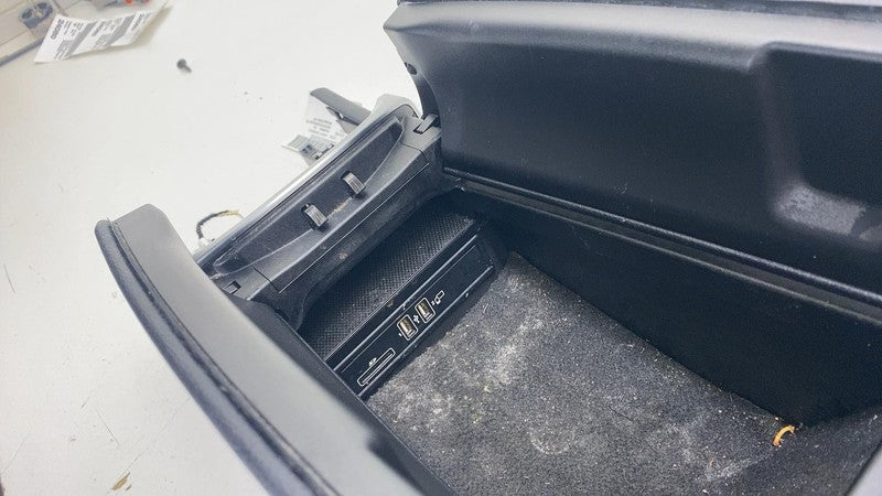 A2055406865 ⭕ 15-21 Mercedes C-Class C300 C250 Lower Center Console w/ Armrest A2055406865