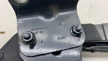 ⭕ 2022-2025 Rivian R1T Rear Left Gear Tunnel Cladding Door Lid Hinge PT00002407