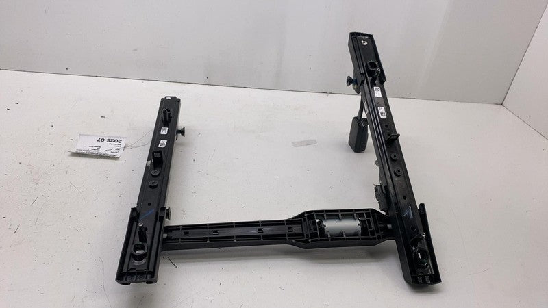 111985300B ⭕ 2017-2023 Model 3 M3 Front 1st Row Seat Adjuster Motor Rail Track 1119853-00-B