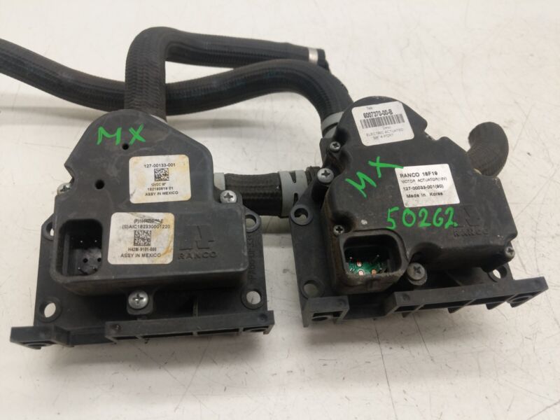 2016 2017 2018 2019 2020 Tesla Model X Coolant Pump Valve Motor Actuator w/ Hose