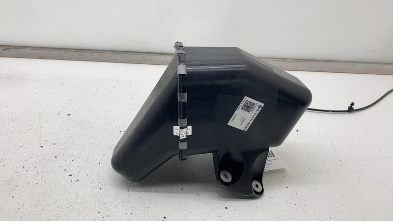 C100003132-F ⭕22-24 R1T R1S Air Ride Suspension Hydraulic Supply Compressor Pump C100003132-F