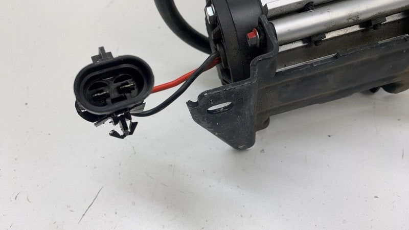 ⭕ 22-24 Rivian R1T R1S Rear Air Ride Suspension Compressor Pump PT0005