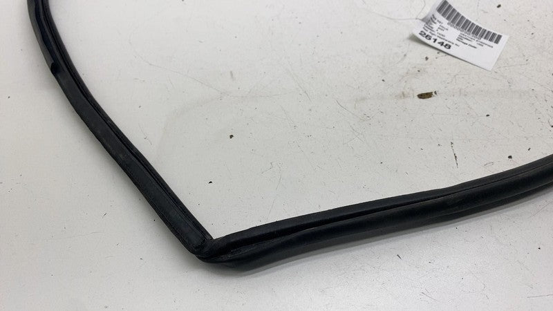 ⭕ 2023-2025 Toyota Prius Rear Right Side Door Body Weatherstrip Rubber