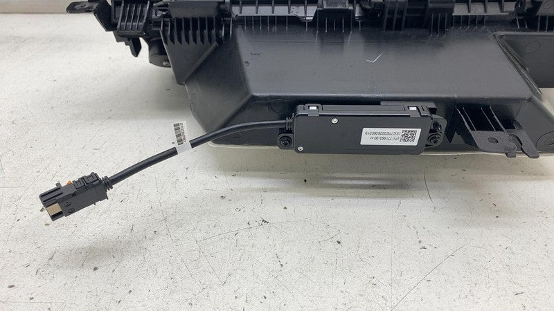 ⭕24-25 Model 3 Dash Instrument Panel Glove Box Storage w/ USB Drive 16