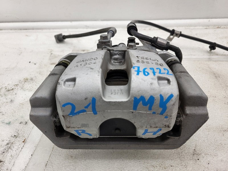 104462400I ⭕ 2020-2024 Tesla Model Y Rear Right Caliper + Brake Hose Line BASE 1044624-00-I