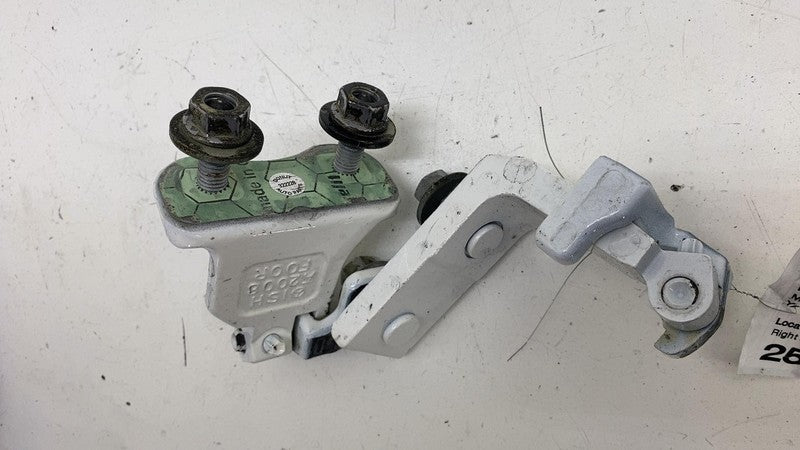 ⭕ 2022 Mercedes-Benz EQS 450+ Rear Passenger Side Door Hinge Right RH Assembly