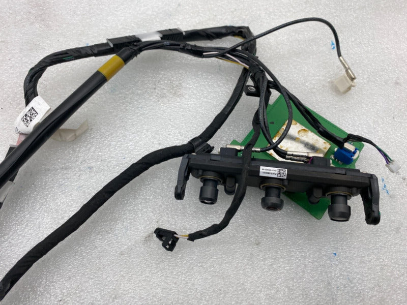 A18 105030301 17-22 Model 3 Windshield Triple Camera + Antenna GPS Module Harness 1079734-00-C