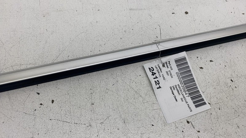 4KE 837 475 ⭕ 2019-2023 Audi E-Tron Quattro Front Left Side Door Window Belt Moulding OEM