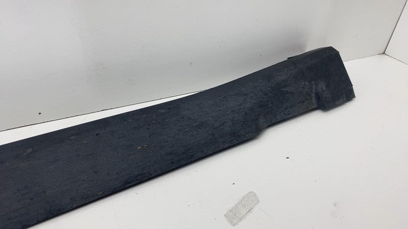 32259230 ⭕ 21-23 Polestar 2 Passenger Side Rocker Skirt Panel Molding Trim Right 32259230