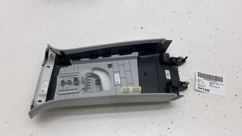 ⭕2022-2024 Rivian R1t Passenger Side Upper Interior B-pillar Trim Pane