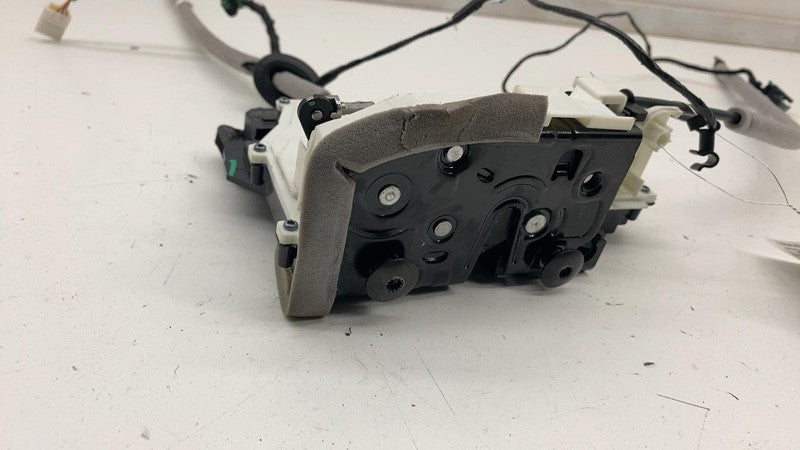 ⭕21-23 Volkswagen ID.4 Rear Passenger Right Door Lock Latch Actuator 4