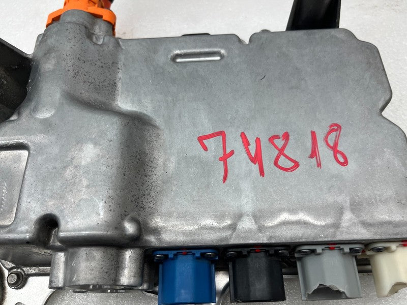 ⭕ 16-20 Tesla Model X Front High Voltage Distribution Junction Box 104