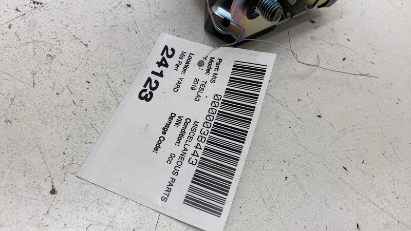 108128101E 17-23 Tesla Model 3 Rear Left / Right 2nd Row Seat Belt & Retractor 1081281-01-E