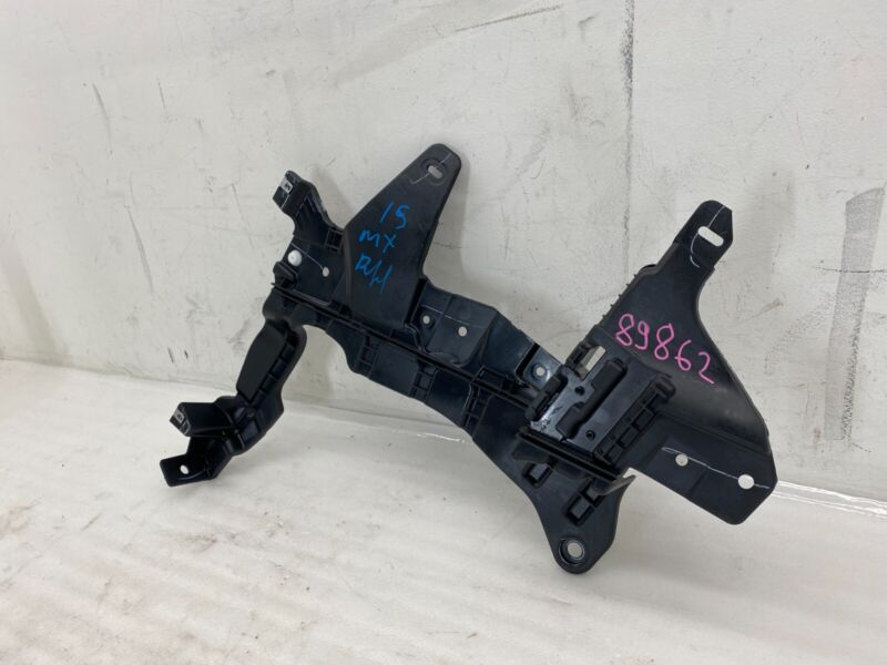 1080701 00 D ⭕ 16-20 Tesla Model X Rear C-Pillar Lower Trim Mount Bracket Left 1080701-00-D